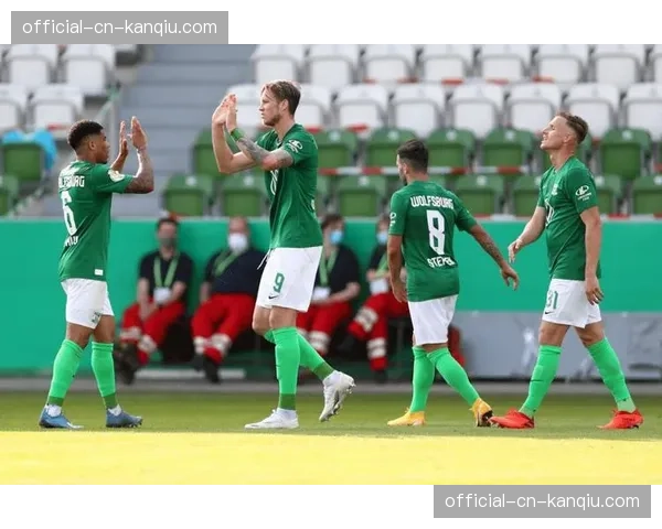 媒体前瞻：伤病满营的门兴恐难在客场抵挡沃尔夫斯堡