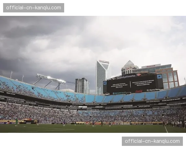 为应对极端天气，英超引入新型智能球场草坪监测与养护系统