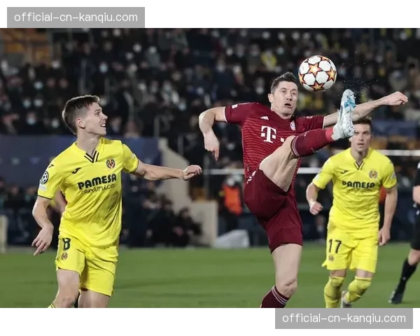 实时:皇家贝蒂斯vs比利亚雷亚尔,黄潜通过前场紧逼导致贝蒂斯后场出球困难